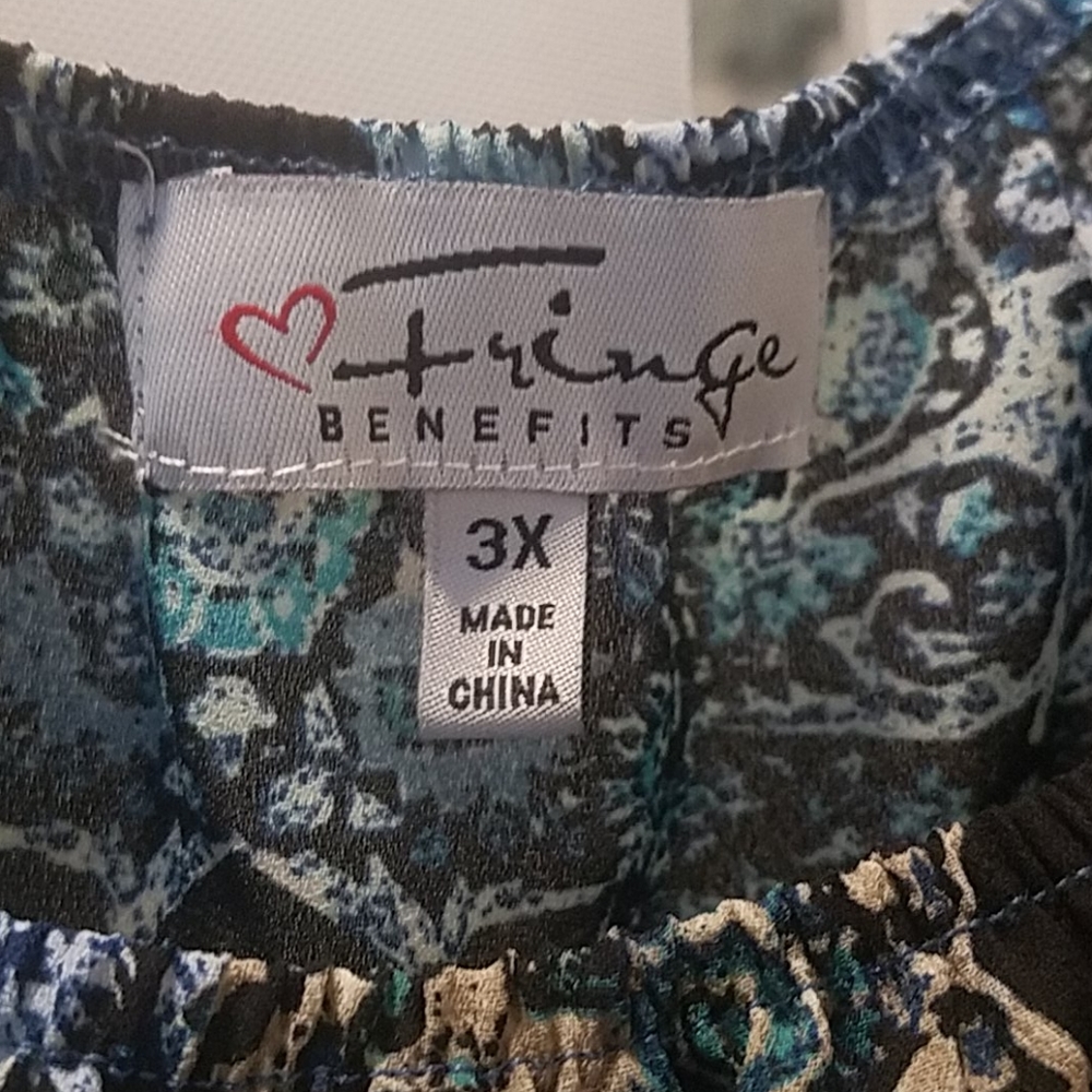 Top - Picture 3 of 3